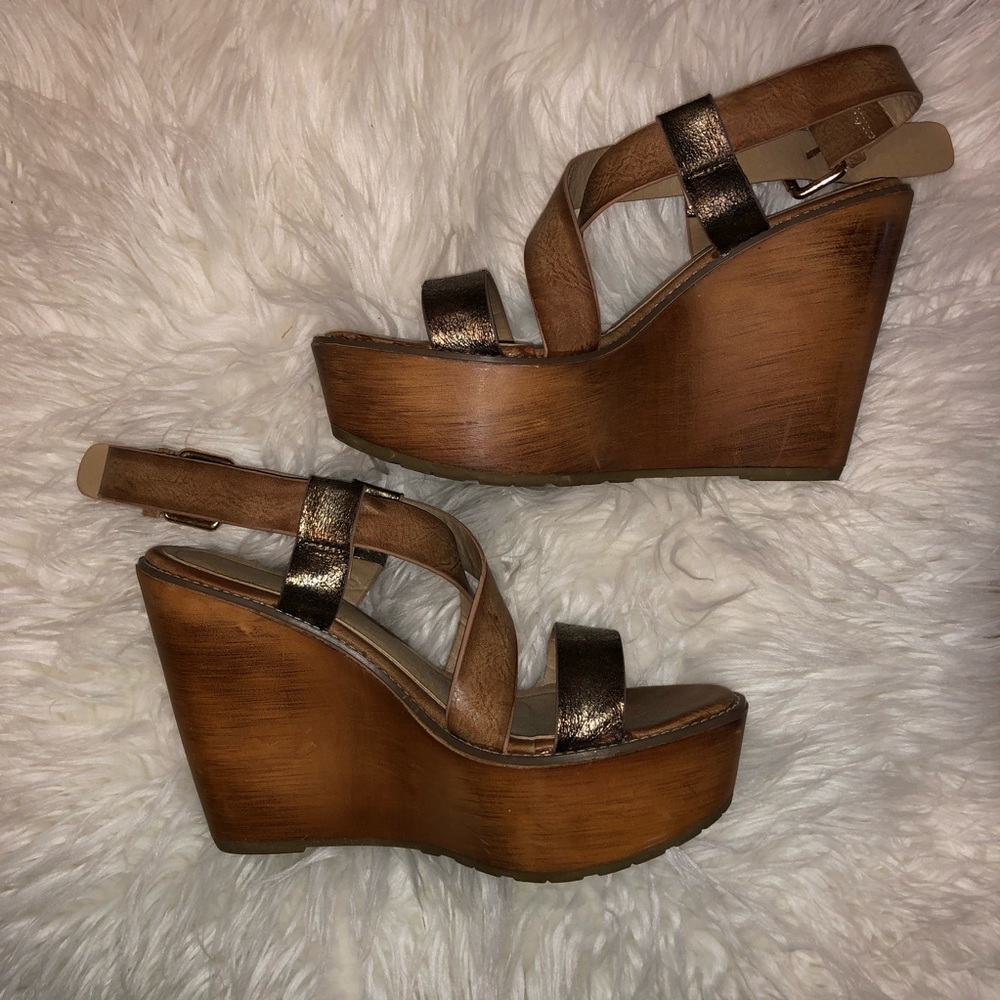 Metallic Strappy Wedges